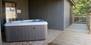 hot tub lodges
