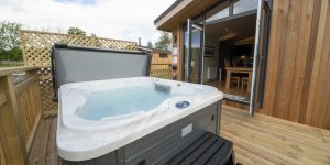 hot tub lodge