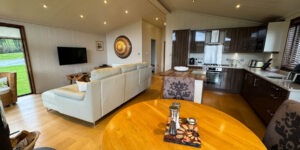 deluxe 1 bedroom lodge