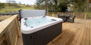 hot tub lodges